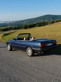 1988 BMW 3 Series